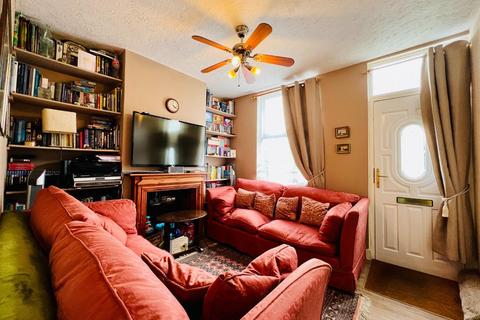 3 bedroom house for sale, Queens Road, Gillingham