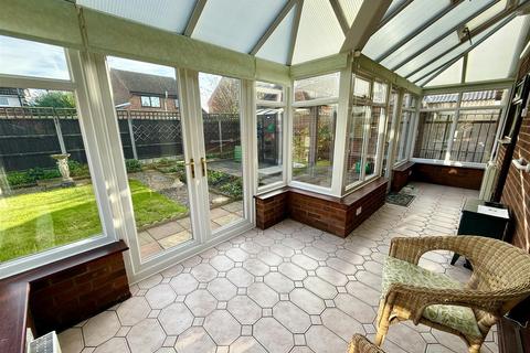 3 bedroom detached bungalow for sale, King George Close, Rollesby NR29