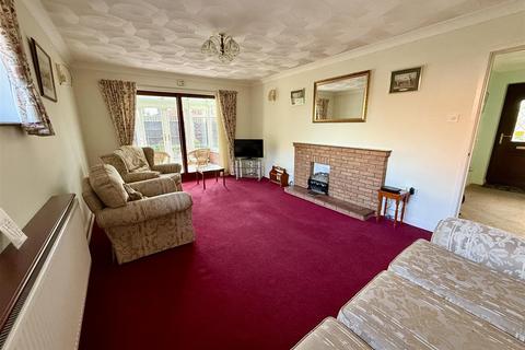 3 bedroom detached bungalow for sale, King George Close, Rollesby NR29