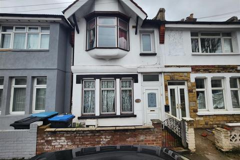 3 bedroom house for sale, Winchester Road, London