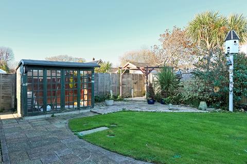 3 bedroom detached house for sale, Singleton Close, Aldwick, Bognor Regis, West Sussex PO21