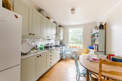 2 bedroom maisonette to rent, Grosvenor Avenue, Canonbury, London, N5