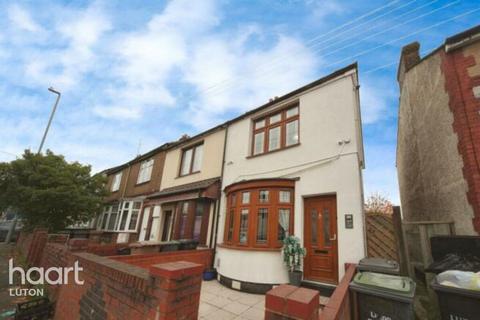 2 bedroom end of terrace house for sale, Kingsway, Luton