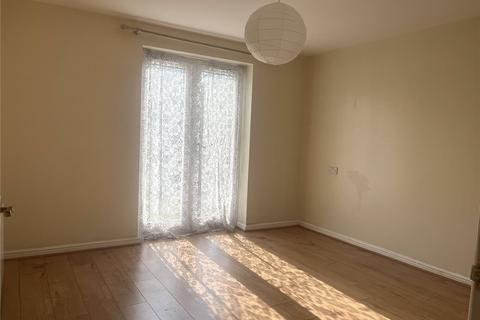 2 bedroom flat for sale, Scholars Walk, Slough SL3