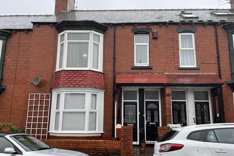 2 bedroom flat for sale, Birchington Avenue, South Shields