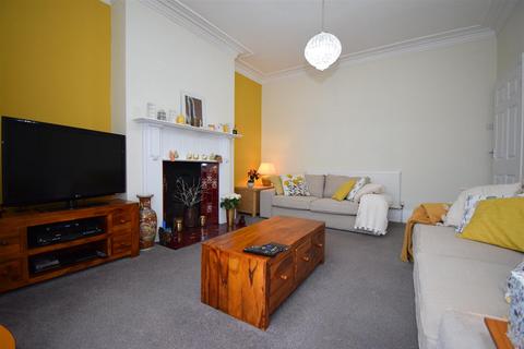 2 bedroom flat for sale, Birchington Avenue, South Shields