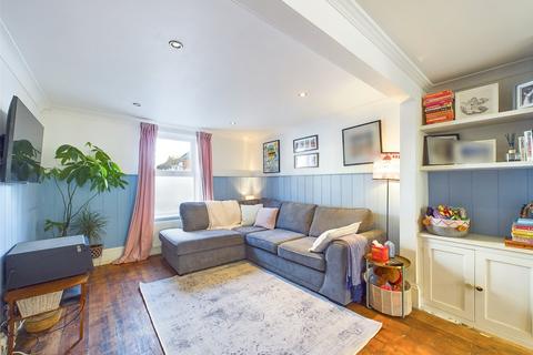 3 bedroom end of terrace house for sale, Bargates, Christchurch, Dorset, BH23