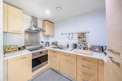 1 bedroom apartment to rent, Kennington Park Road London SE11