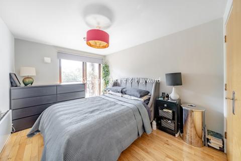 1 bedroom apartment to rent, Kennington Park Road London SE11