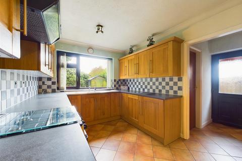 3 bedroom semi-detached house for sale, Coppice Road, Nottingham NG5