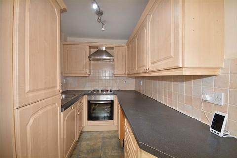 2 bedroom apartment to rent, Rock Hill, Castleford, WF10