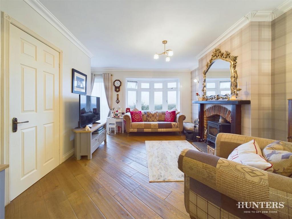 CAM03792 G0-PR0171-STILL019.jpg