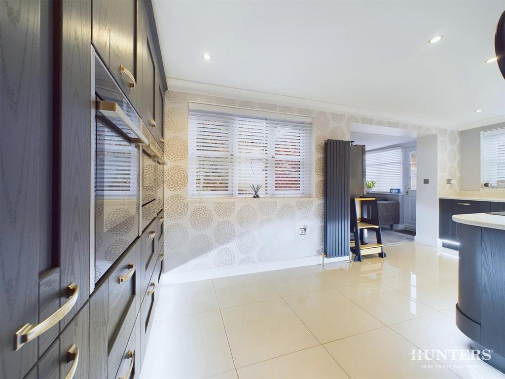 CAM03792 G0-PR0171-STILL013.jpg