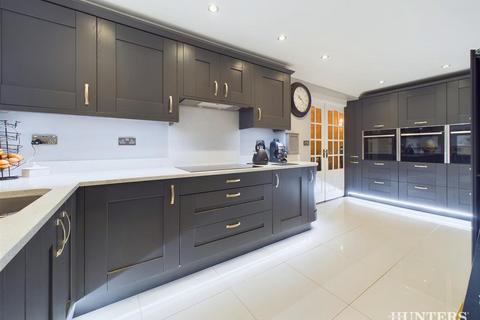 3 bedroom semi-detached house for sale, Drover Road, Consett