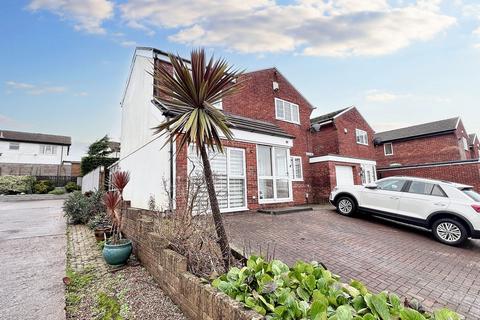 3 bedroom detached house for sale, Dovey Close, Barry, CF62