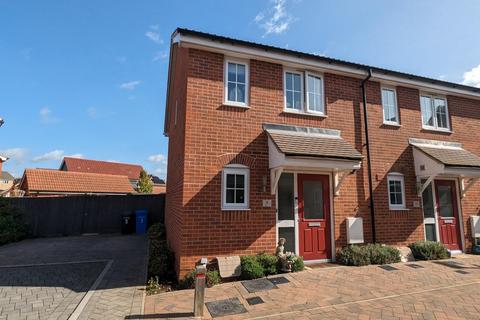 2 bedroom end of terrace house to rent, Sally Close, Bury St Edmunds IP32