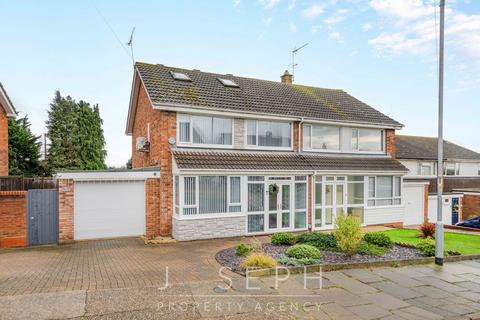 4 bedroom semi-detached house for sale, Eccles Road, Ipswich, IP2