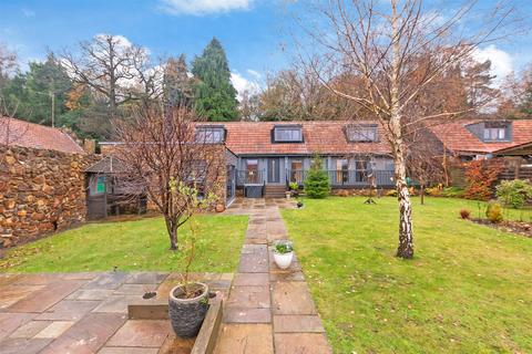 3 bedroom character property for sale, Long Mill Lane, St Mary's Platt, Sevenoaks, Kent