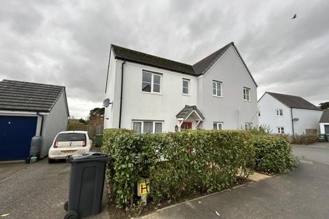 3 bedroom terraced house to rent, 4 Crookmans Close, Barnstaple, EX32 7FY