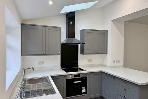 2 bedroom terraced house to rent, Queens Avenue, Bromley Cross, Bolton, BL7