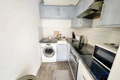 1 bedroom flat for sale, Bank Street, Ashford TN23