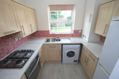 2 bedroom maisonette to rent, George Street, Hemel Hempstead