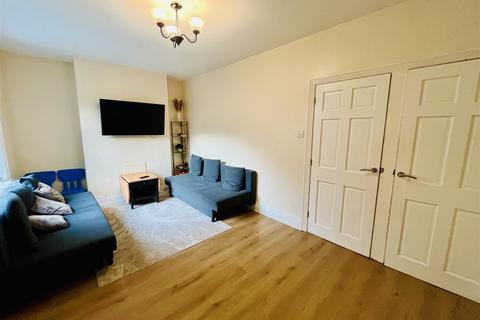 undefined, Bromley Road, Huddersfield HD2