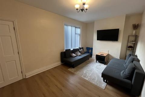 undefined, Bromley Road, Huddersfield HD2