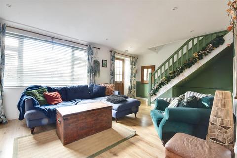 3 bedroom end of terrace house for sale, Oakhill Drive, Broad Oak, Rye