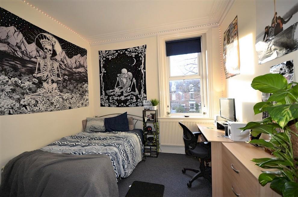 Z-47-broomgrove-rd-bed-6.990x0.jpg