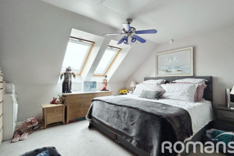 3 Carter Drive, Basingstoke, RG24 9UL