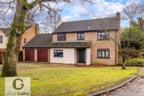 4 bedroom detached house for sale, Mallard Close, Norwich NR13