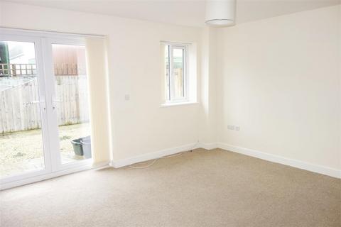 2 bedroom end of terrace house to rent, The Basket Works, Wells Road