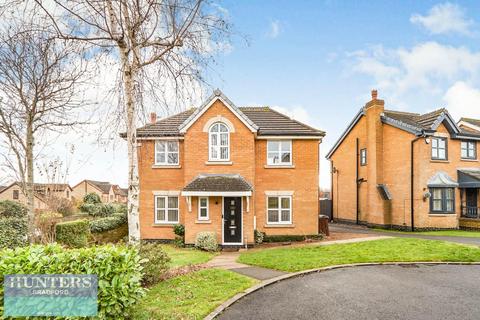 4 bedroom detached house for sale, Parkmere Close, Bierley, Bradford, West Yorkshire, BD4 6EU