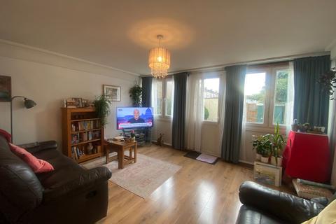 2 bedroom maisonette for sale, Crane Lodge Road, Hounslow