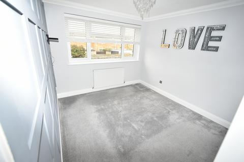 3 bedroom house for sale, Canvey Island SS8