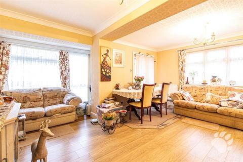16 Bonnygate, Basildon, SS14 2QN