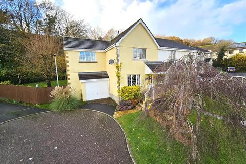 3 bedroom end of terrace house for sale, 3/4 Bedrooms, Canons Way, Tavistock