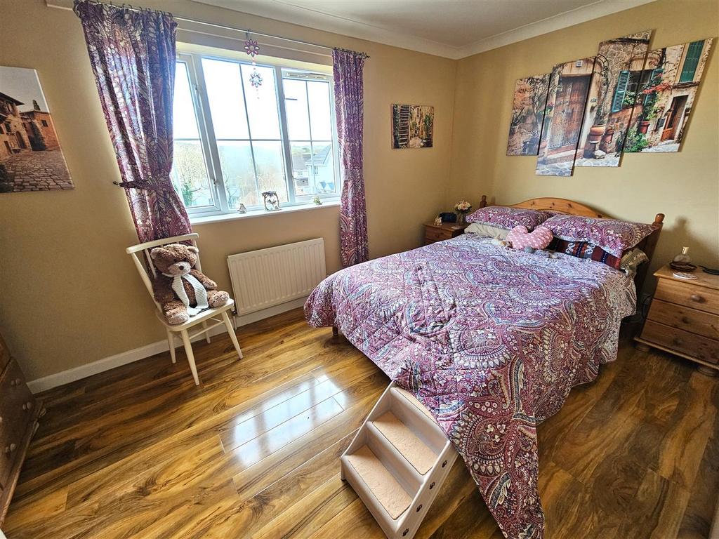 Bedroom 2.jpg