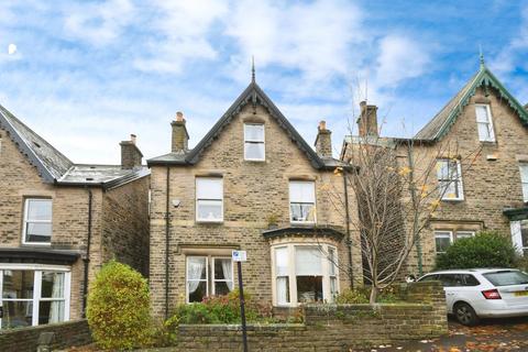 6 bedroom house for sale, Moor Oaks Road, Sheffield