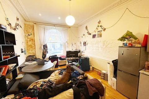 1 bedroom flat to rent, Beacon Hill, London N7