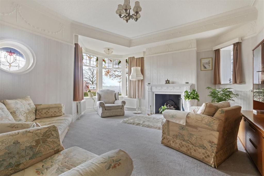 Large family lounge