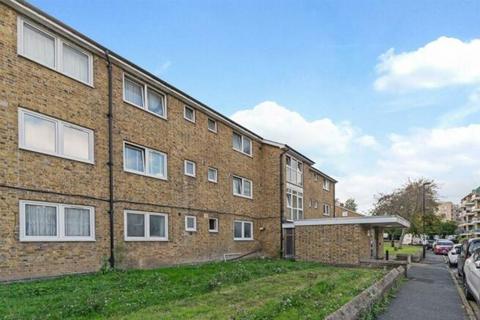 5 bedroom apartment to rent, Grove Street, Deptford SE8