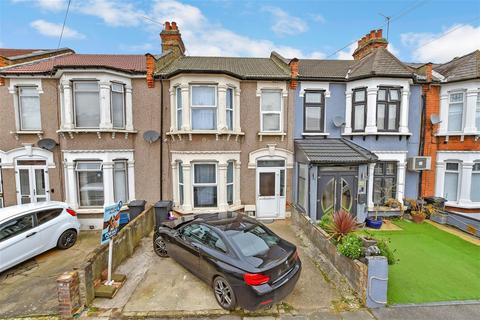 3 bedroom terraced house for sale, Windsor Road, Ilford, Essex