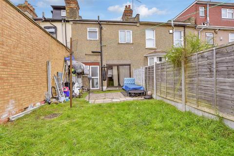 3 bedroom terraced house for sale, Windsor Road, Ilford, Essex