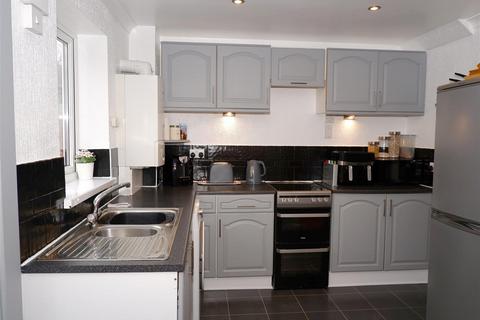 2 bedroom terraced house for sale, Bellingham Crescent, Plymouth PL7