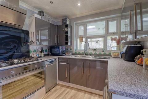 3 bedroom detached house for sale, Clacton on Sea CO16