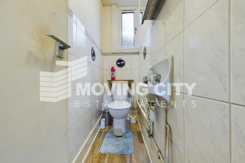 1 bedroom property to rent, 103a Commercial Road, London E1