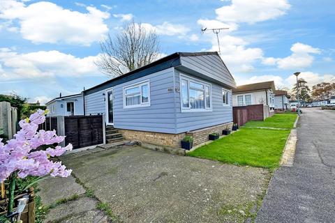 2 bedroom park home for sale, London Road, West Kingsdown, Kent