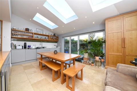 4 bedroom semi-detached house for sale, Orchard Avenue, Whetstone, N20